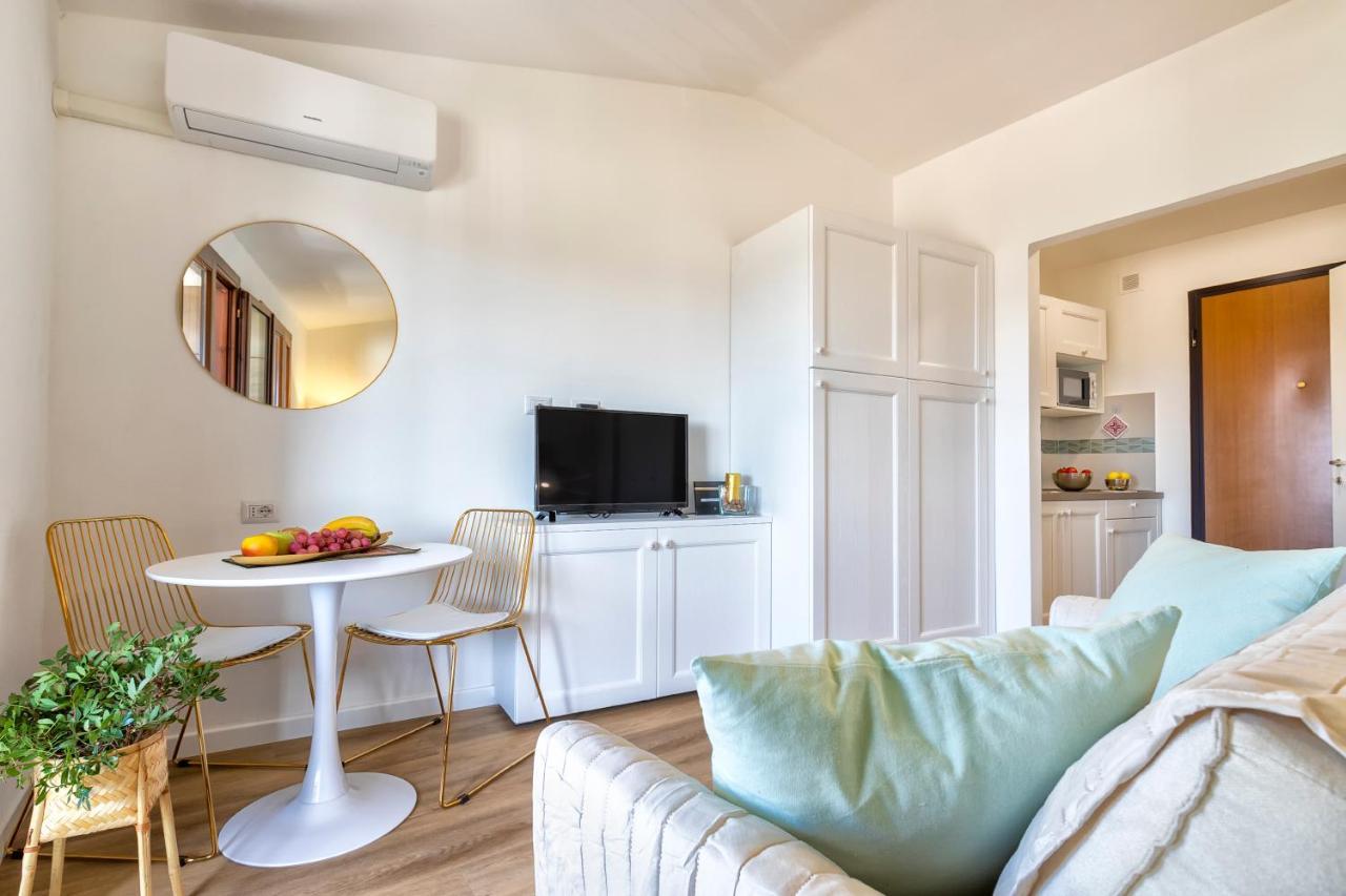Top Floor Gulf View Apartment Olbia Eksteriør billede