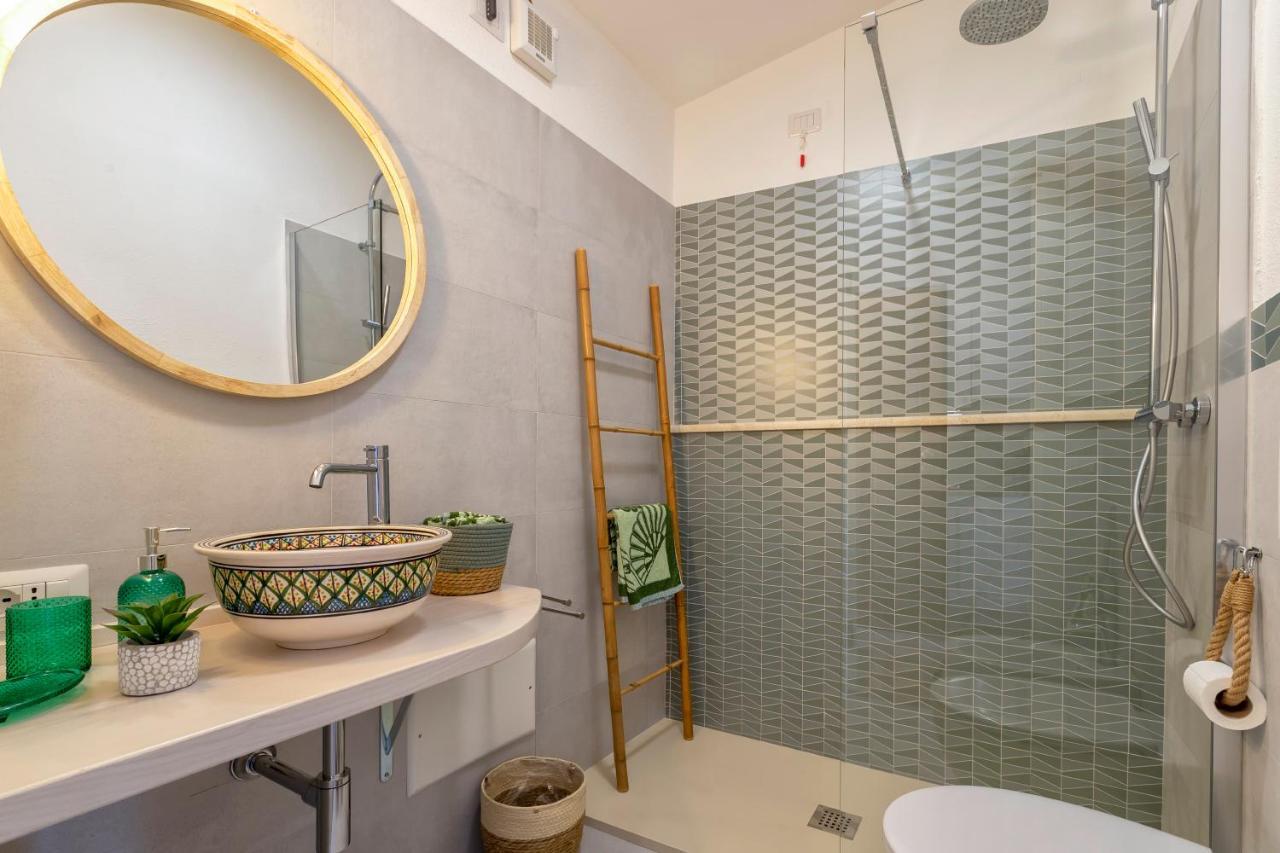 Top Floor Gulf View Apartment Olbia Eksteriør billede